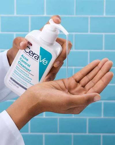 CeraVe Acne Face Cleanser con 2% de ácido salicílico, 236 ML